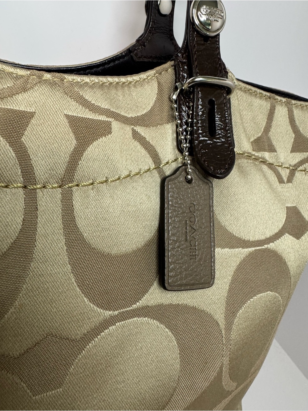 #342 Coach Signature Khaki Canvas Jacquard & Leather Tote Bag - Picture 4 of 16